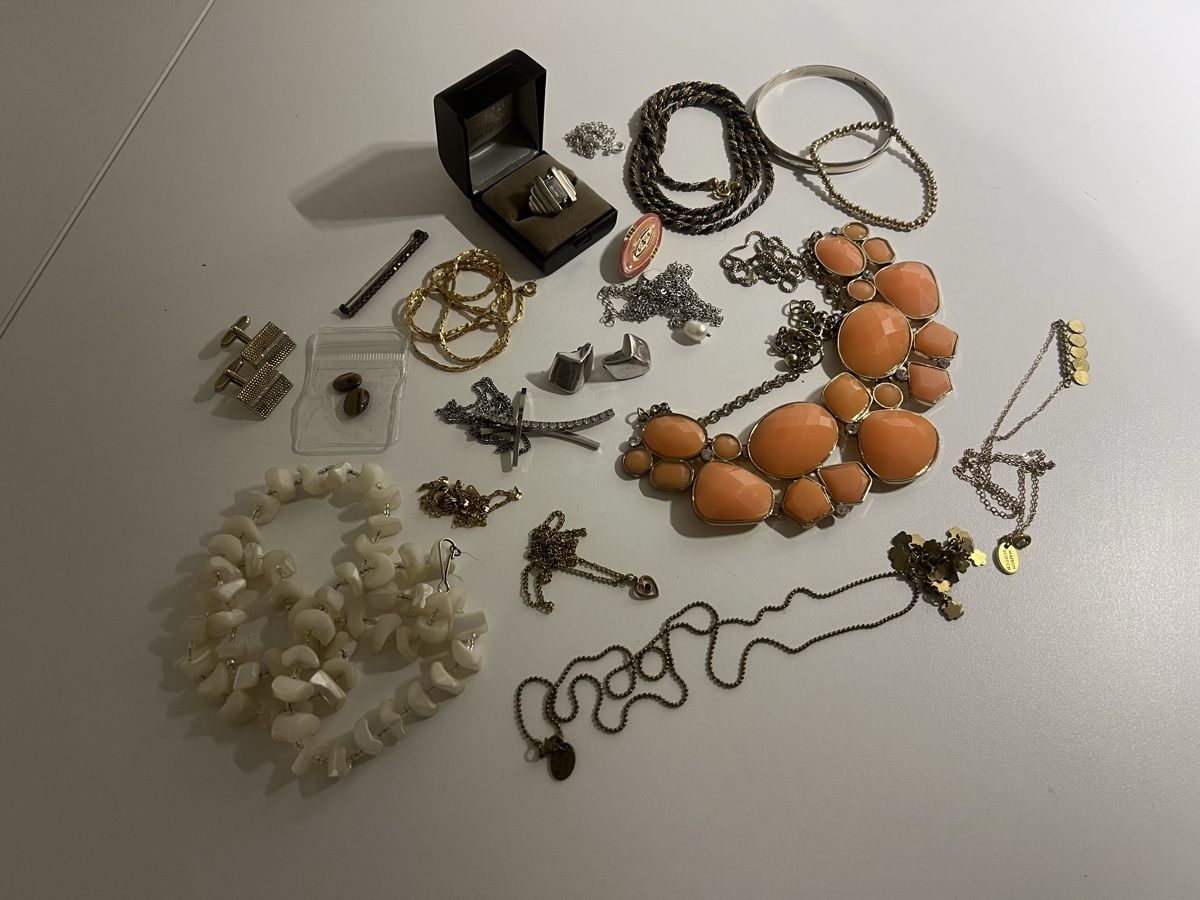 Sonstiger Schmuck: Lot de bijoux anciens  – Gebraucht aus St-Pierre-Clages von ste_xk6p 4