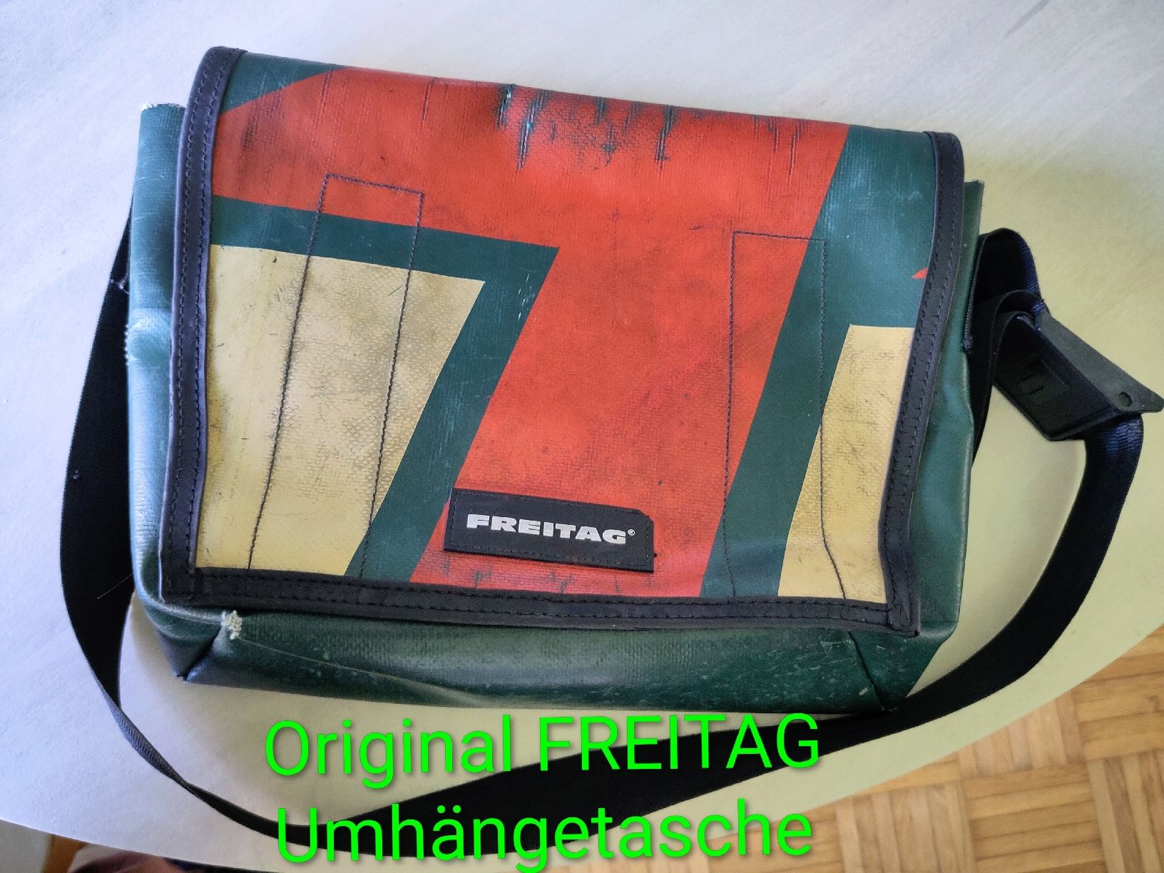 Freitag Borse: original FREITAG-Umhängetasche – Usato da Stans venduto da von_wzl5