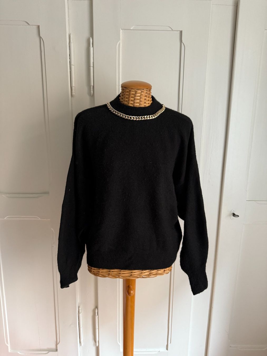 H&M Maglioni & Felpe: Strickpullover schwarz weich S – Usato da Zürich venduto da Diazaio