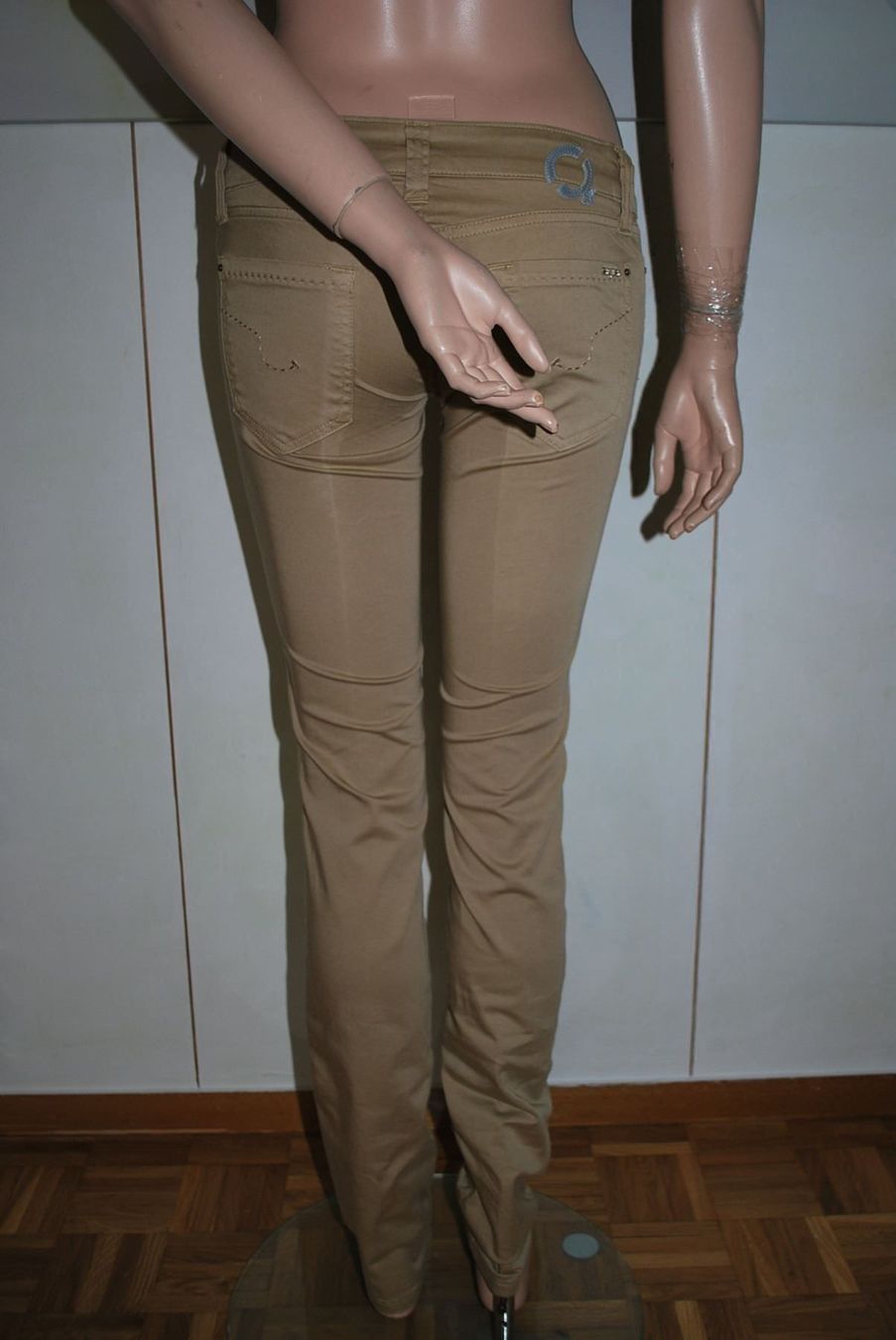 Jeans: Jeans SOS  Taille/Grosse 32 CH NP CHF 210.-- – Usato da Cossonay-ville venduto da Super-Price-Quality 7