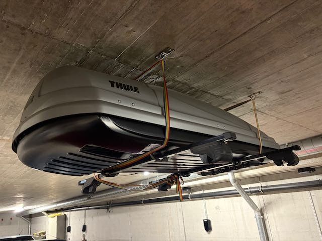 Thule Box da tetto: Dachbox Thule Atlantis 780 silber – Usato da Herrliberg venduto da Buchenrain 2
