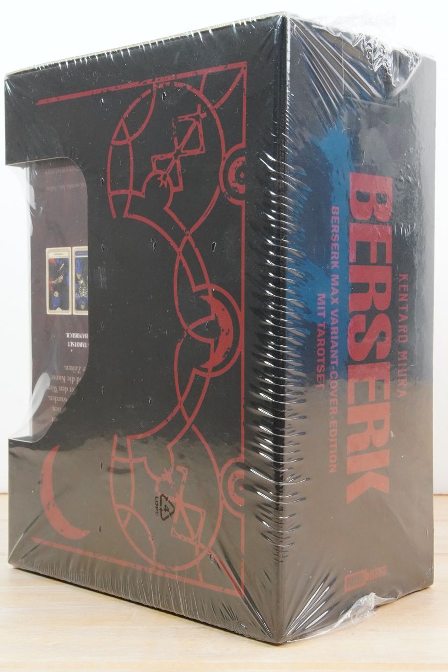 Fumetti: Berserk Max 21 - Variant-Edition mit Tarotset – Nuovo e nell'imballaggio originale da Wil SG venduto da froschbiss