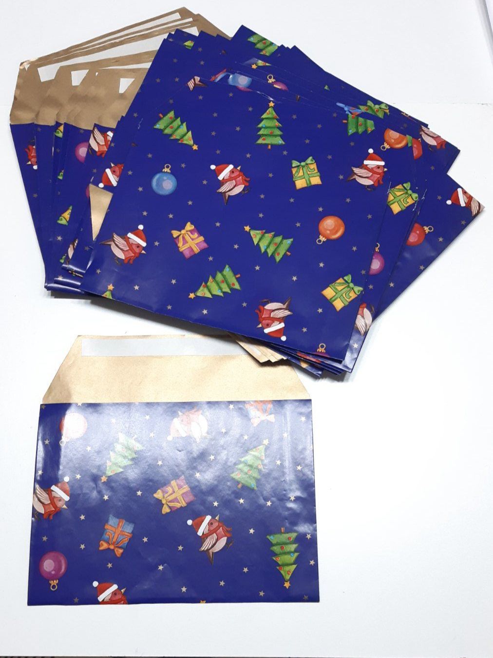 Carta: Geschenktaschen -  Pochettes cadeau – Nuovo (secondo la descrizione) da Savagnier venduto da Marderuth