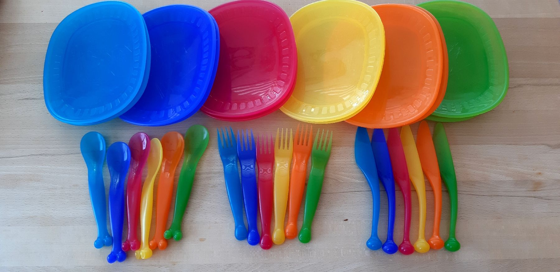 Piatti: Picknick 12Teller 6x je Besteck plastick – Usato da Ftan venduto da StefanCorina