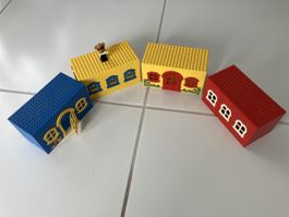4 Lego Fabuland Haushälften und eine Figur