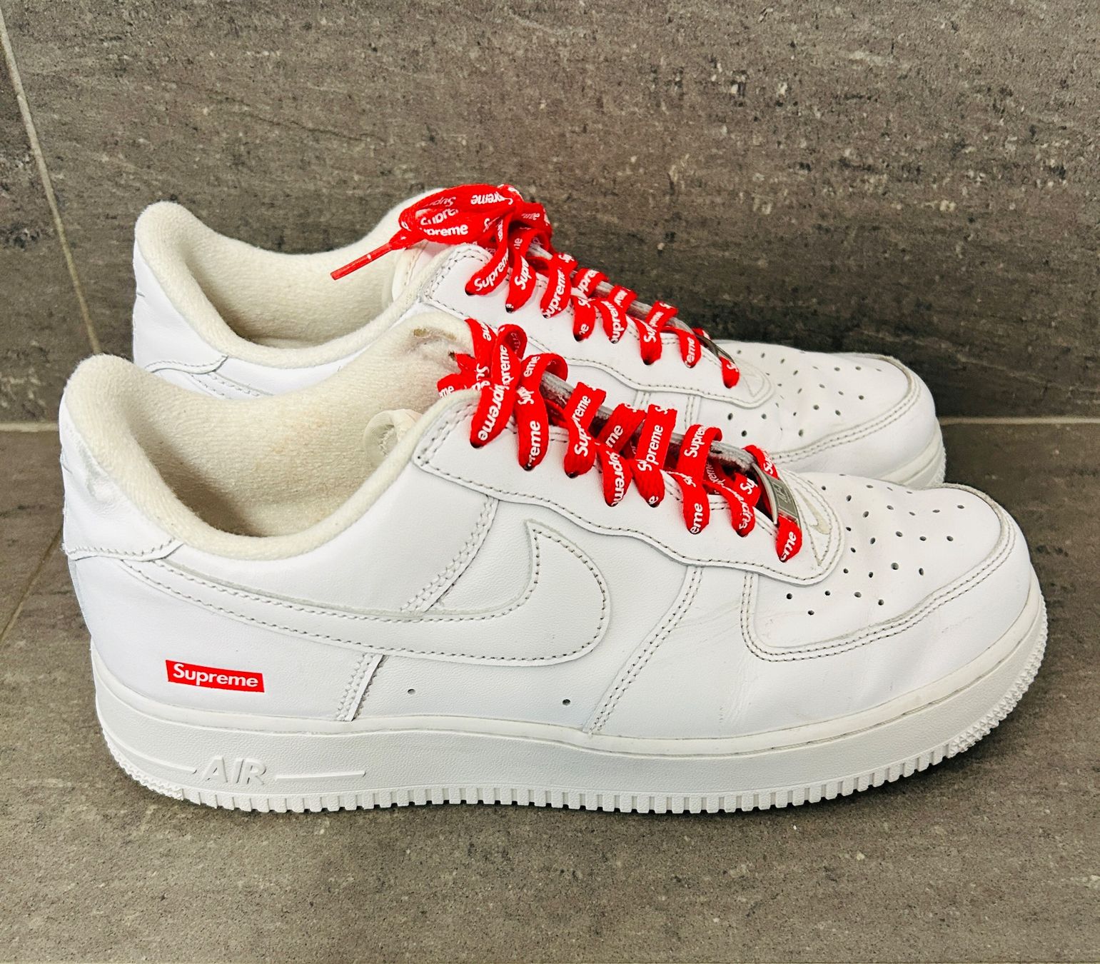Nike Herrenschuhe: Nike Air Force 1 Supreme Gr. 42.5 – Gebraucht aus Visp von I.G.-1909- 3