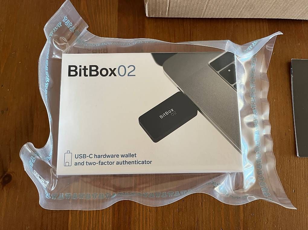Coin Miner: BitBox02 Multi - Bitcoin Hardware Wallet  - Neu OVP (sealed) – Neu und originalverpackt aus Hombrechtikon von Amy84 1