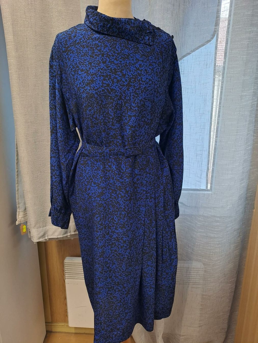 Vestiti: Robe Christian Dior – Usato da La Chaux-de-Fonds venduto da Emmaus2300CDF