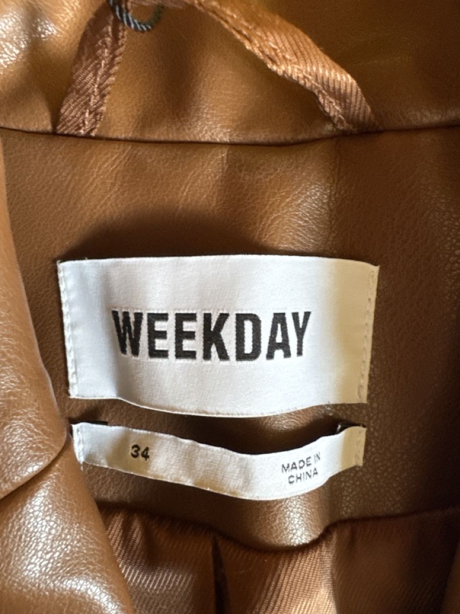 Weekday Giacche: Weekday Lederimitat Blazer Gr. 34 – Nuovo (secondo la descrizione) da Mauren venduto da ducducturi 2
