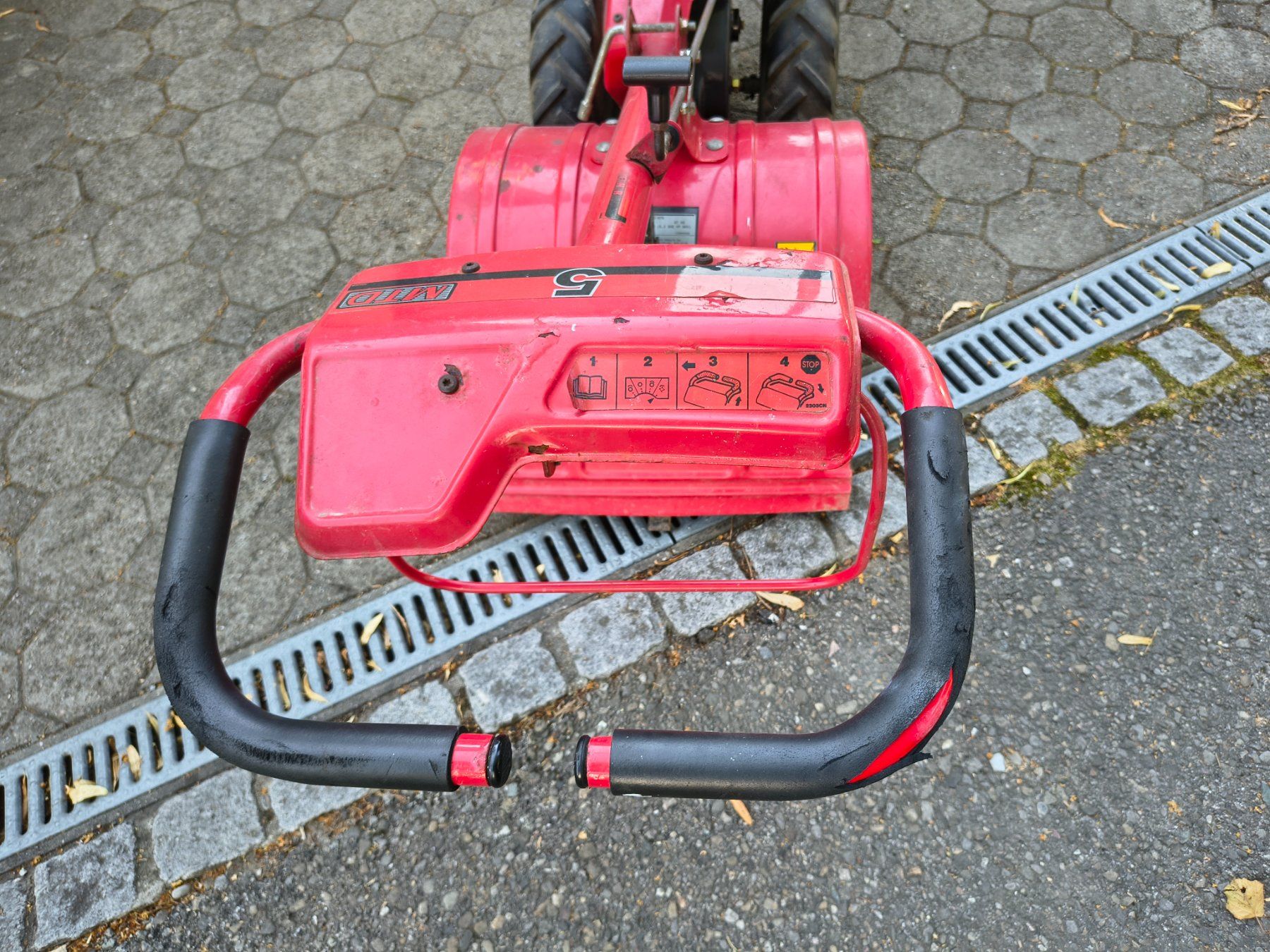 Mtd Tutte le macchine: Bodenfräse Gartenfräse MTD T/410 – Usato da Romanshorn venduto da frenetic5 5