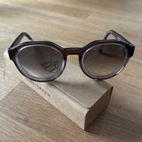 Sonnenbrille Einstoffen