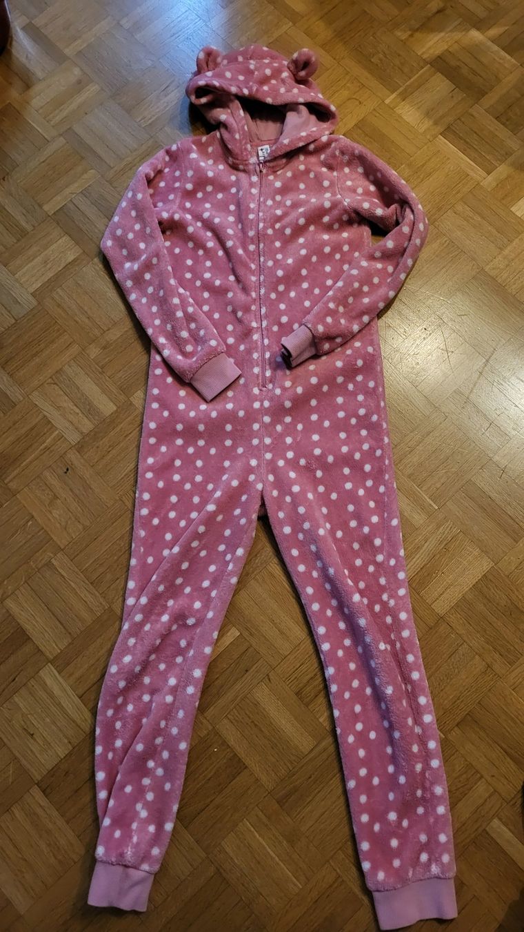 C&A Tute: Kuscheliges Jumpsuit Gr. 146/152 – Usato da Rorschacherberg venduto da Maku007