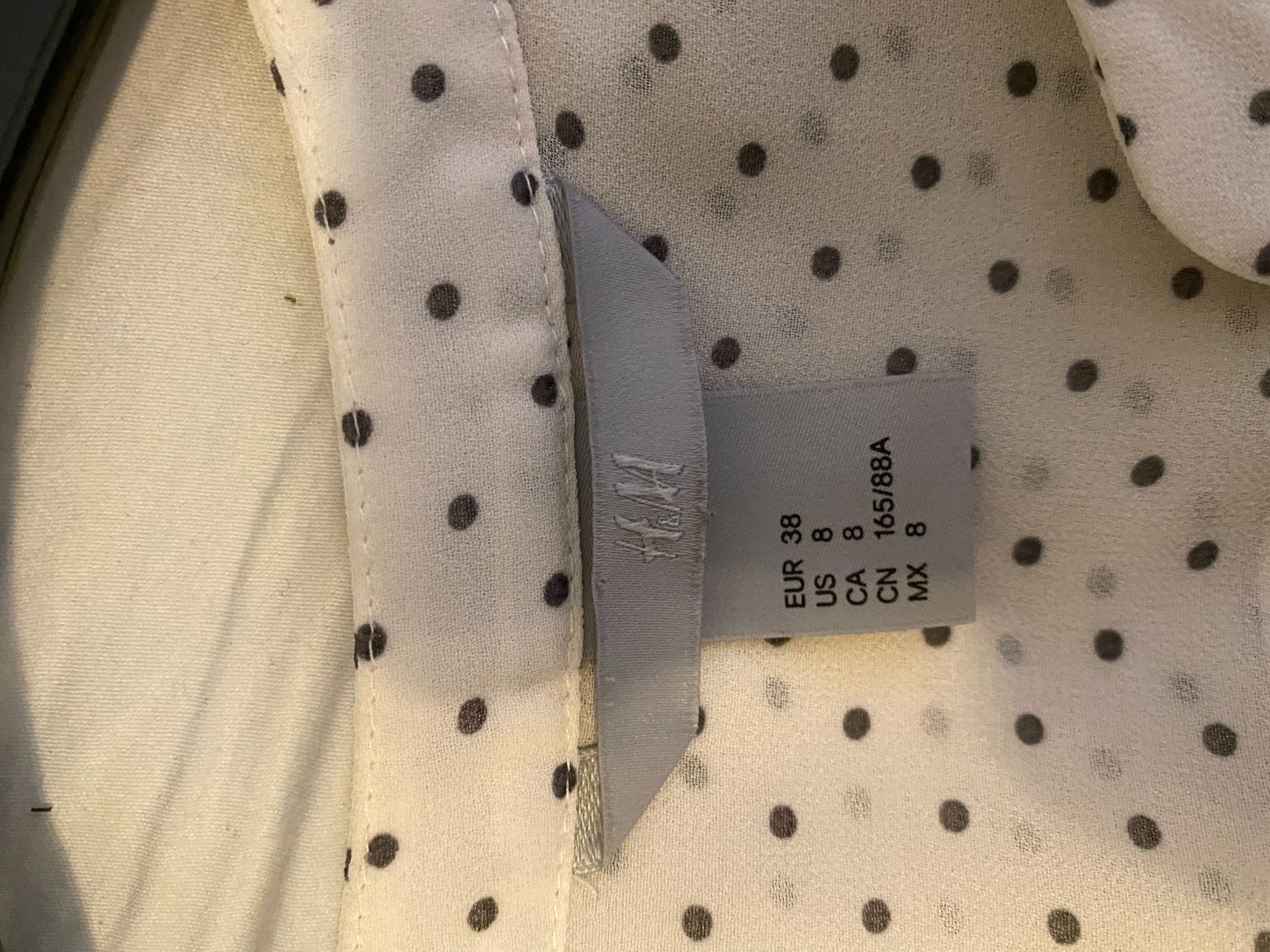 H&M Camicette: Bluse von H&M gr.38 – Usato da Pfungen venduto da Sheki56 3