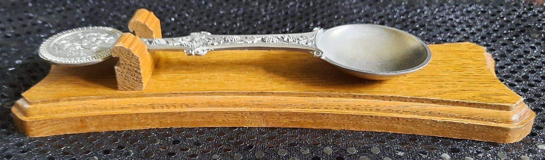 Löffel: Alter Zinnlöffel mit Holzhalter Wanddeko – Neu (gemäss Beschreibung) aus Seuzach von VT-Collections2 2