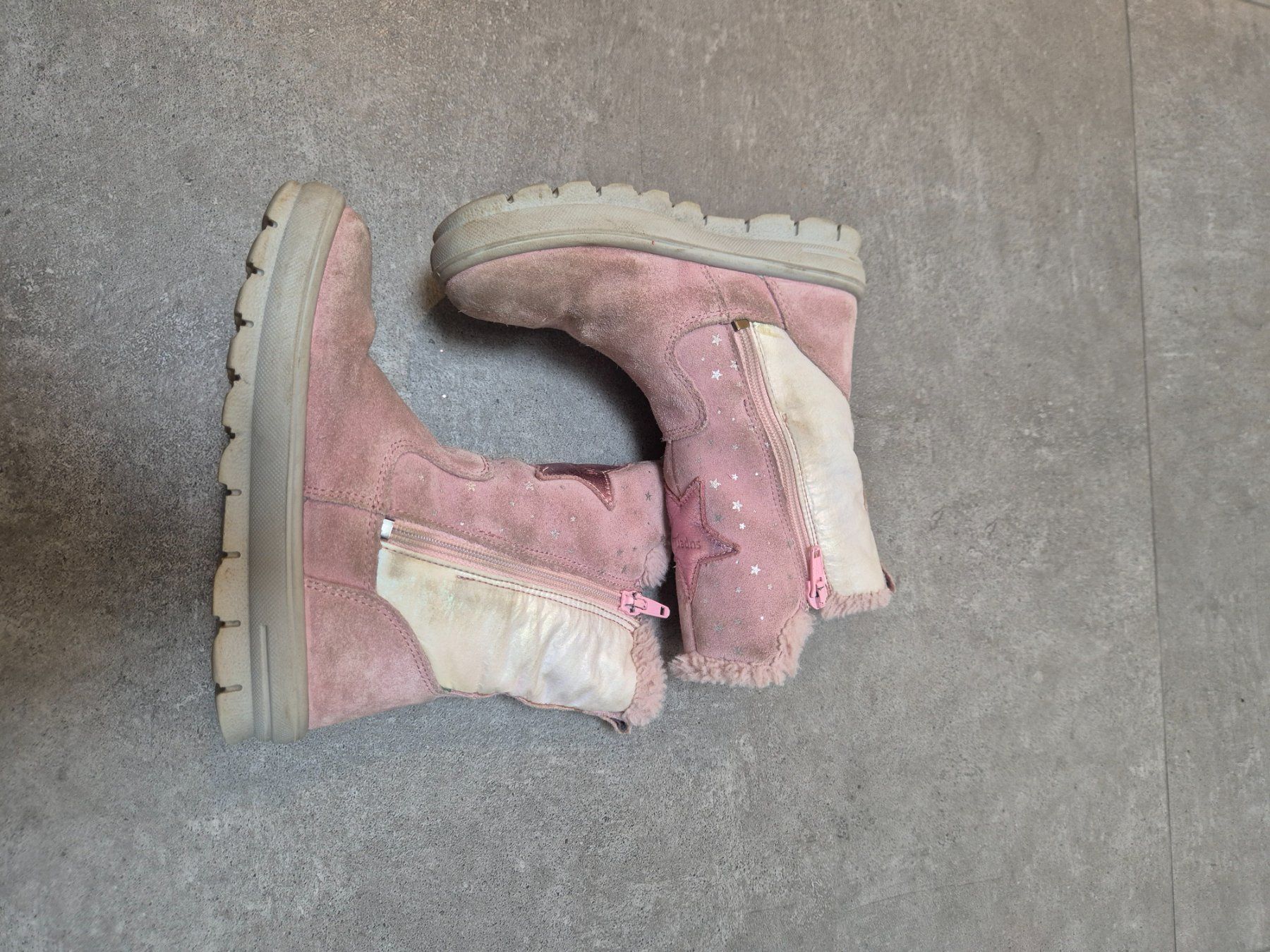 Chaussures filles: Stiefel rosa 27 – D'occasion à Goldach par Intertainmentme 2