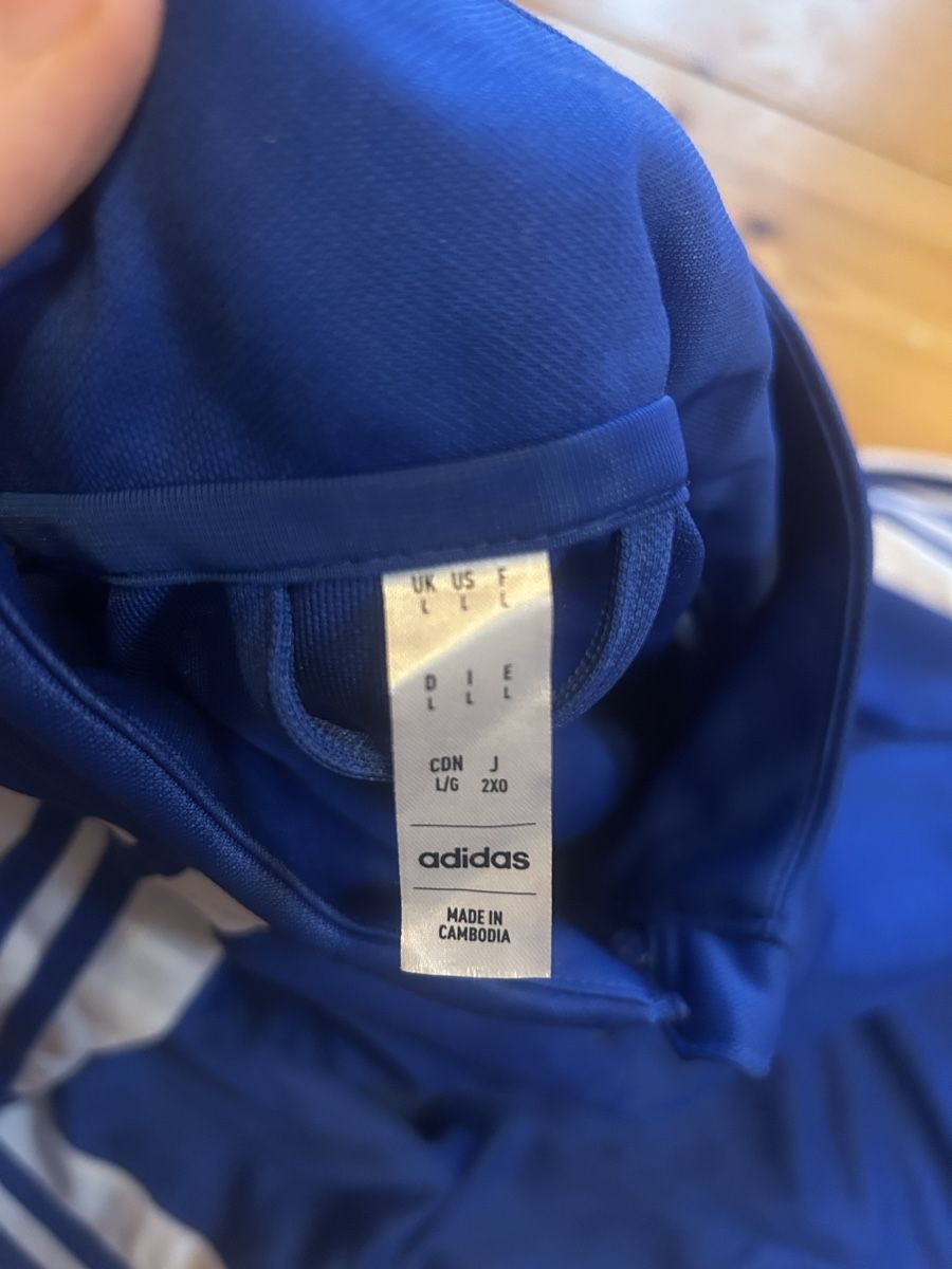 Adidas Maglioni & Felpe: Blaue Adidas Trainingsjacke – Nuovo (secondo la descrizione) da Künten venduto da noa_7kwz 3
