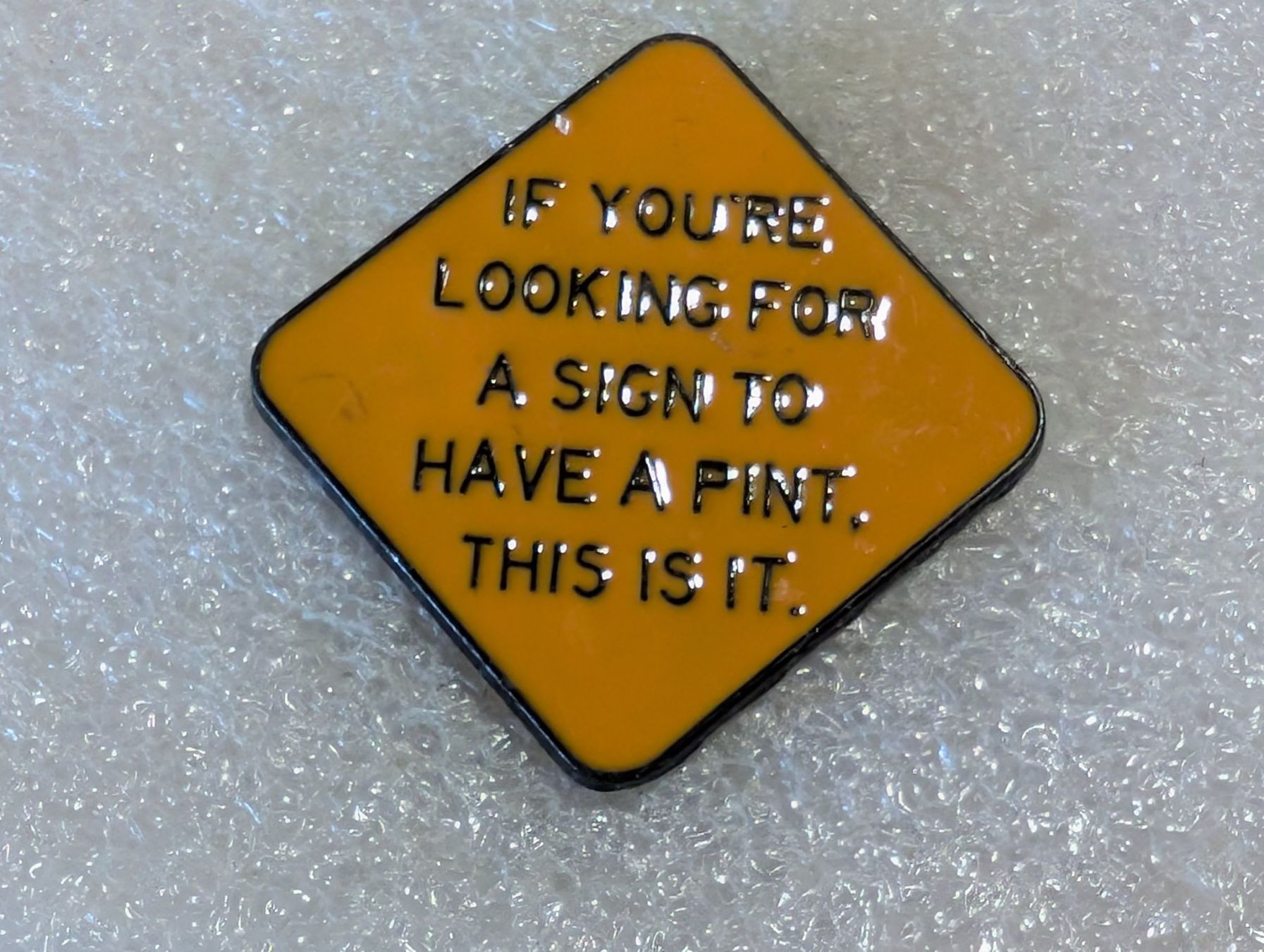 Placchette & Badge: Ansteckpin 219: – Usato da Oppligen venduto da Pin-Fall-Shop