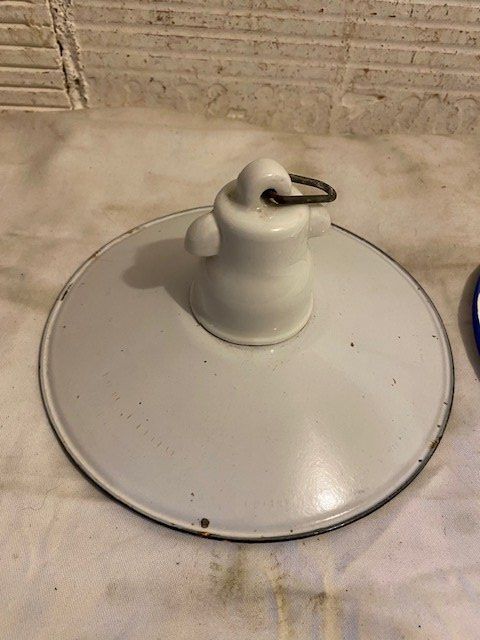 Lampen: 2 X ALTE  STALLLAMPEN – Gebraucht aus Chur von silbermon 4