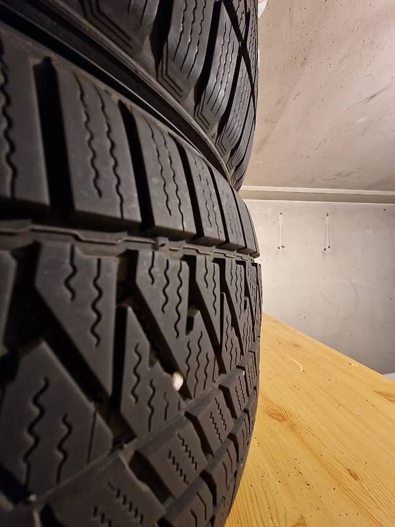 Pneumatici & Ruote complete: 255/50R19 107V Kuhmo Winterpneu – Usato da Chur venduto da fla_tzr8 3