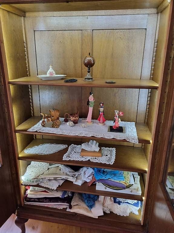 Vitrines: Antike Vitrine, ca. 100 jährig – D'occasion à Biel/Bienne par his_gf7c 1