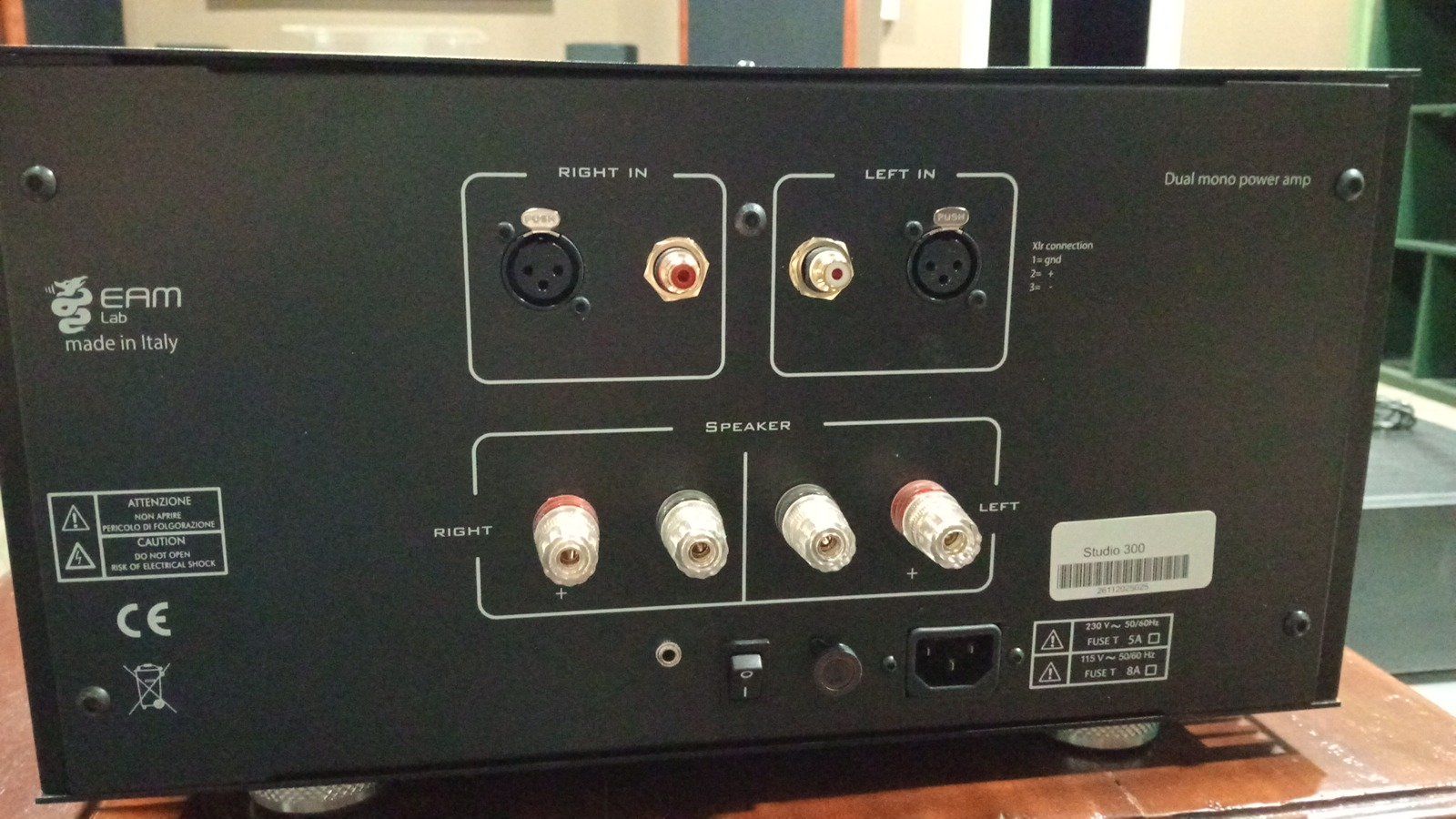 Amplificateurs: Ex Demo EamLab Studio 300 power amplifier - Classes A - AB – Neuf avec emballage d'origine à St-Cergue par per_6cx5 1
