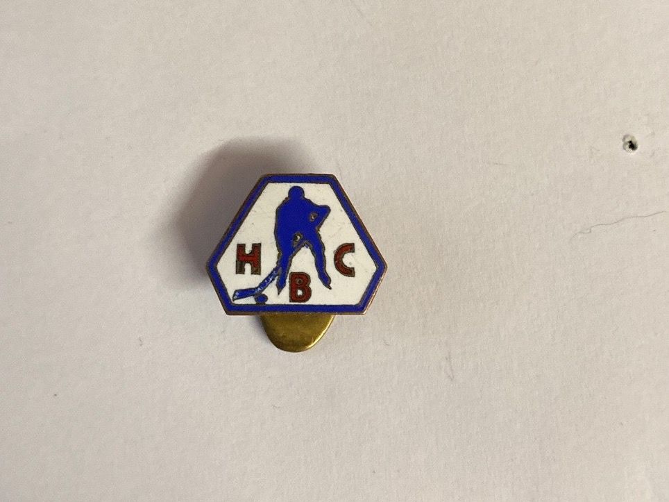 Spille & Fermagli: BROCHE - HCB - HOCKEY - 1979 – Usato da Le Brassus venduto da cinema13