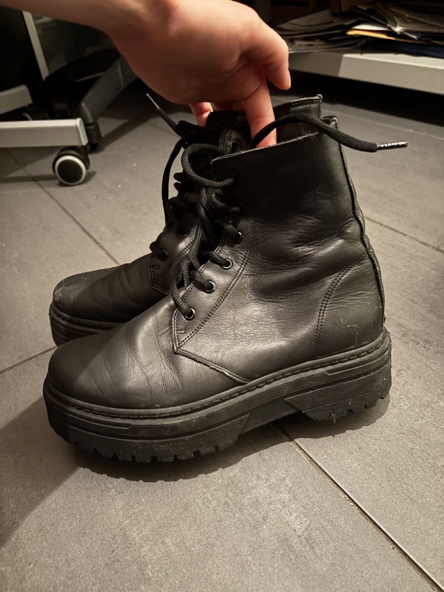 Scarpe da donna: Chique Herbst/-Winterschuhe – Usato da Bern venduto da ali_gpy8