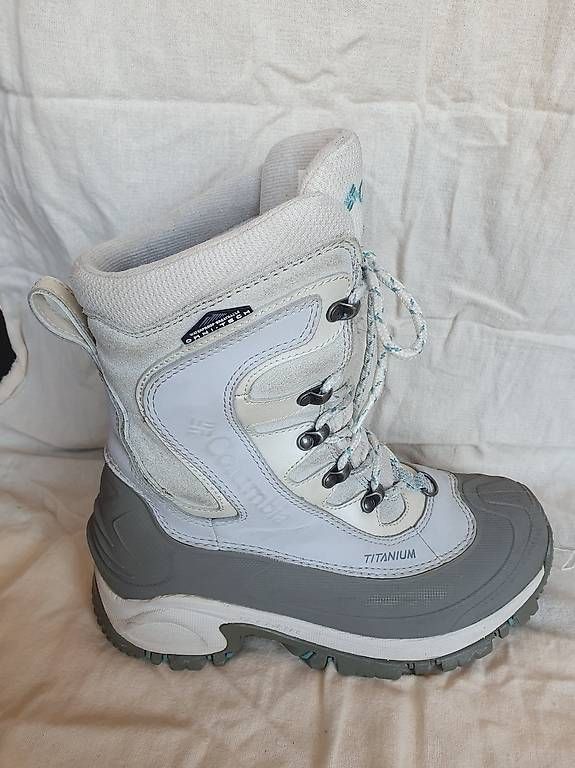 Damenschuhe: Scarpe da neve mis 37 – Gebraucht aus Olivone von drusina 1