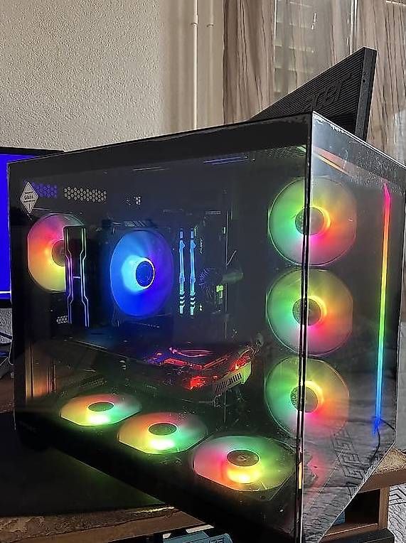 PC: Premium RGB Gaming Pc – Usato da Niederuzwil venduto da LA-Electronics 1