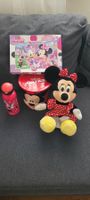 Lot juets Minnie  ,puzzl,gourd, pelucheuet,boat