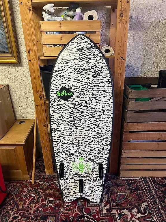 Tavole da surf e di nuoto: Surfboard von Softech, Kyuss Rocket 4'8 mit 35L – Usato da Basel venduto da Snowforce 1