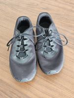 Under Armour Trainingsschuhe Gr. 47