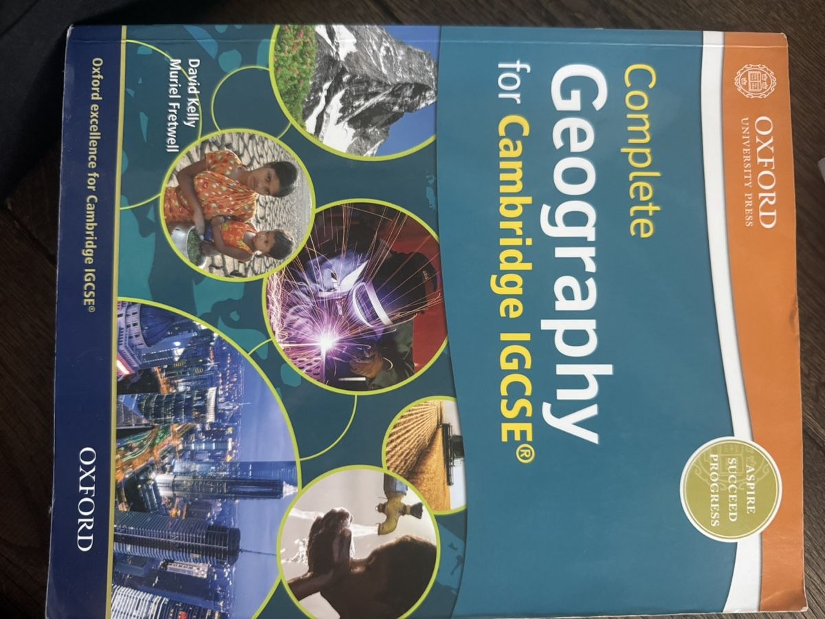 Libri: Complete Geography for Cambridge IGCSE Oxford – Usato da Pfaffhausen venduto da ame_2q5n