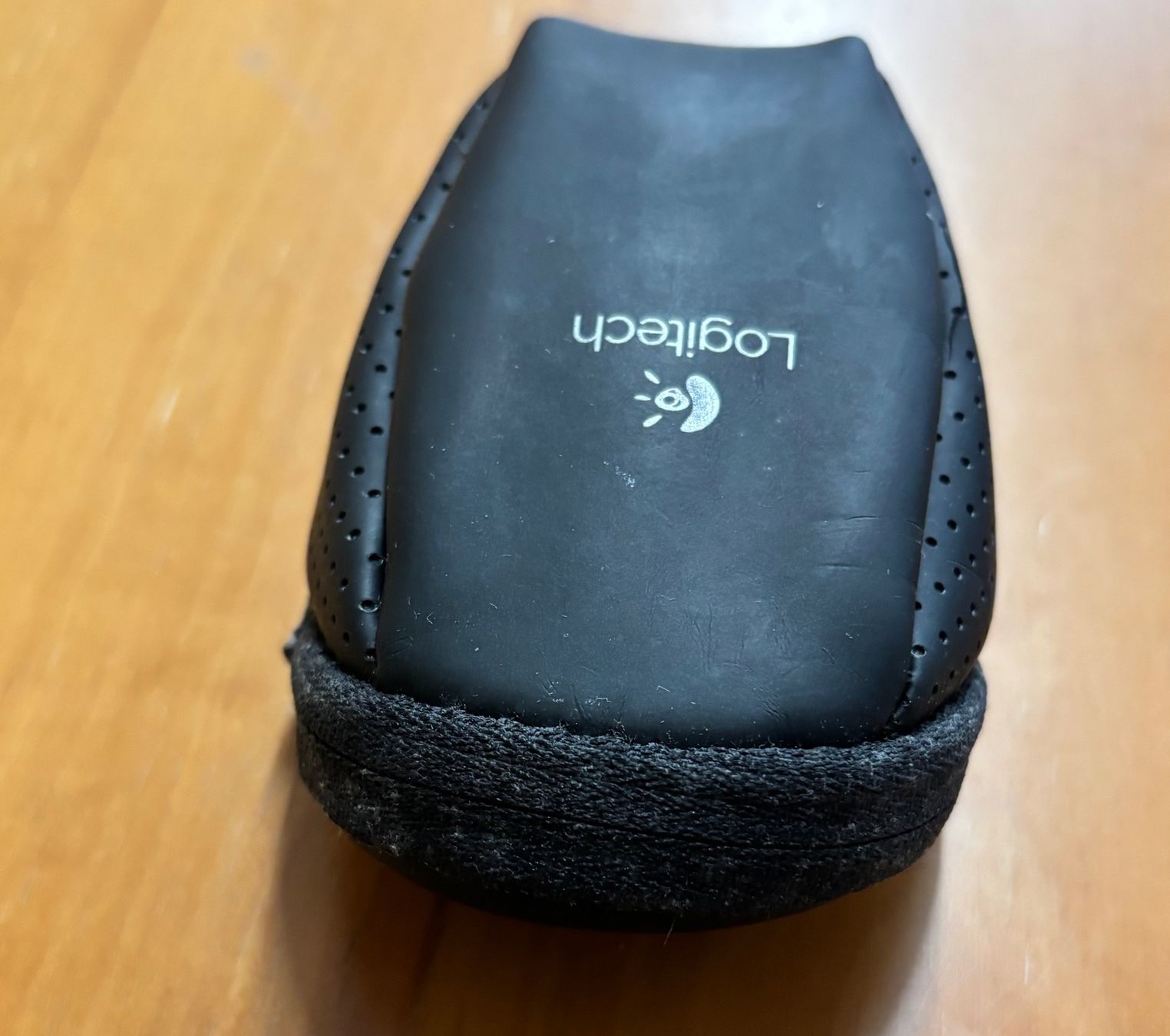 Logitech Maus: 2x Logitech Maus Hülle/ Schutz Schwarz | Gebraucht – Gebraucht aus Suhr von twt_gb7n 4