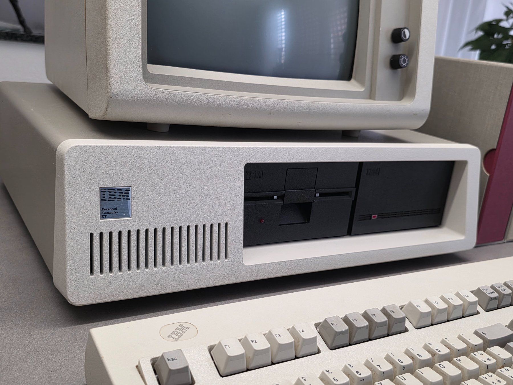 IBM PCs: IBM Personal Computer XT – Gebraucht aus Lausen von -Vendetta- 1