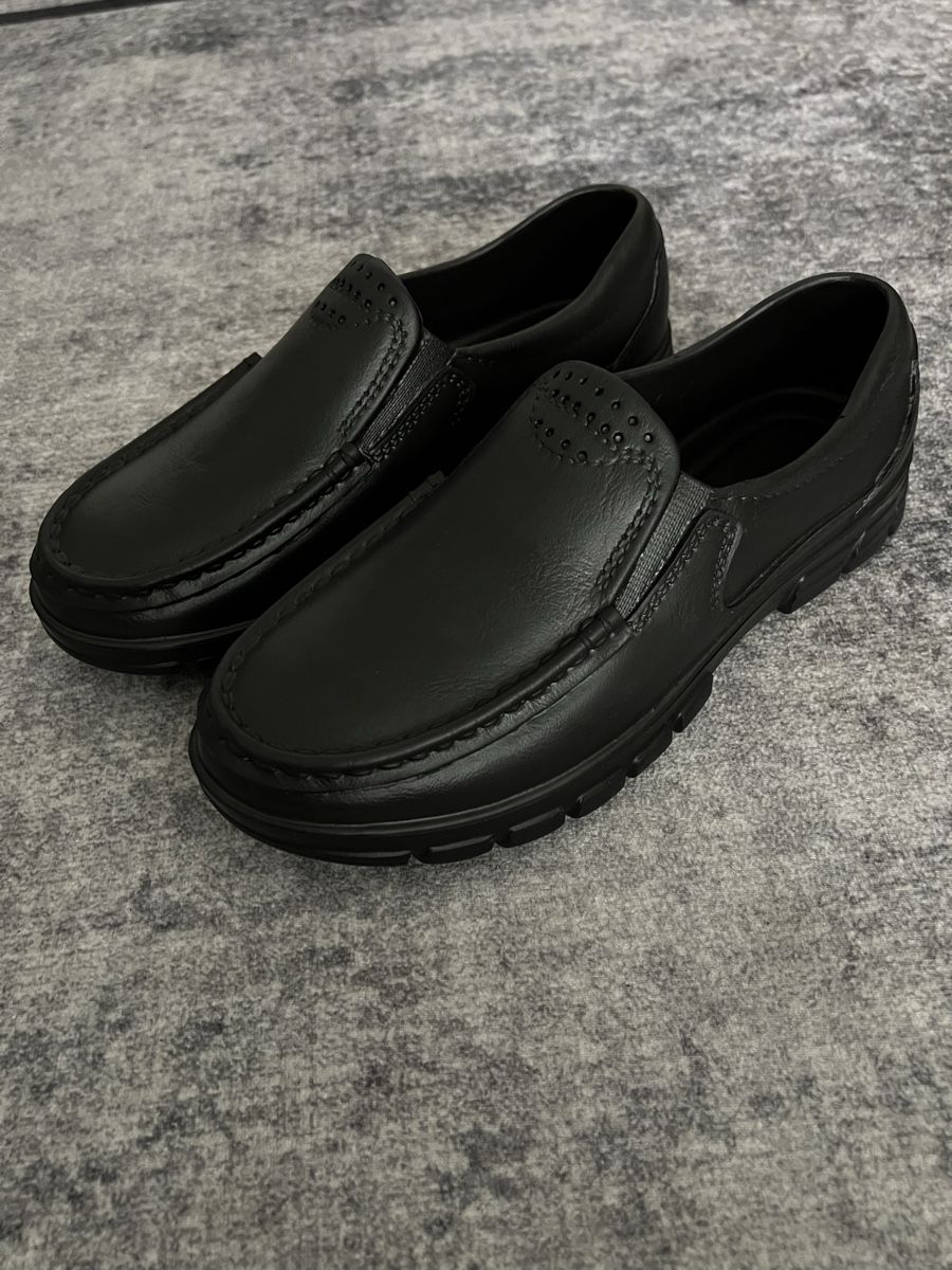 Scarpe da uomo: Robuste Herren Freizeitschuhe Gr. 43.Schwarz – Nuovo e nell'imballaggio originale da Siebnen venduto da toshi123 1