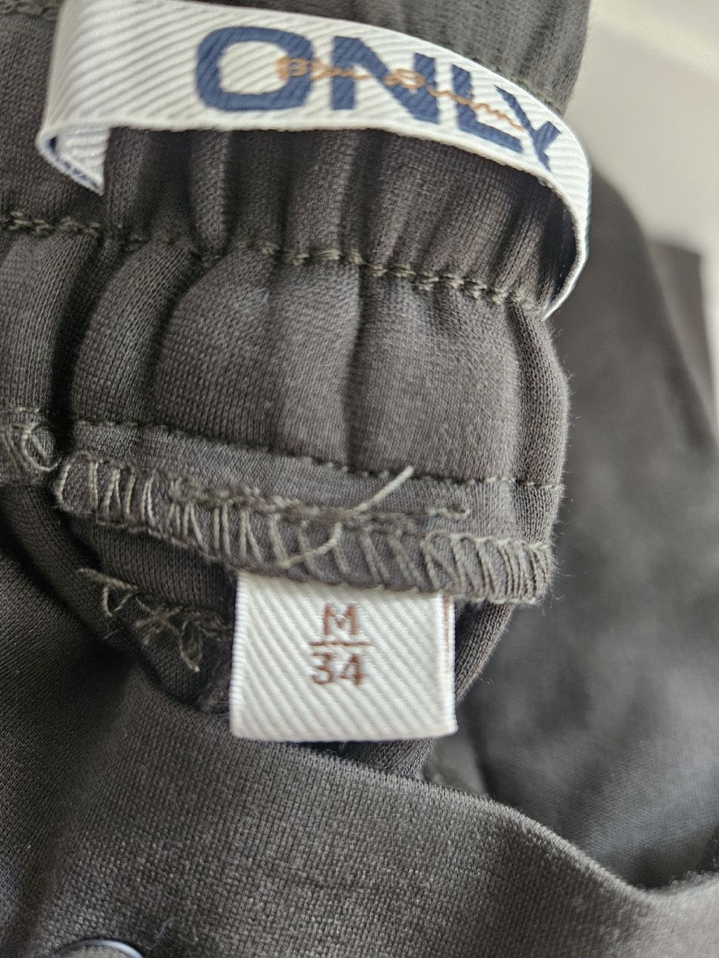 Only Hosen: Only hose – Neu (gemäss Beschreibung) aus Ennetbürgen von LebuniaNW