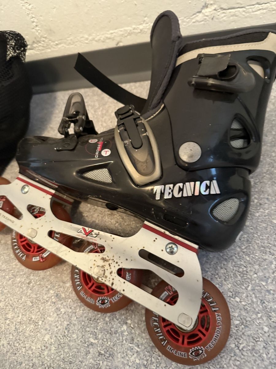 Pattini in linea & Pattini a rotelle: Rollerblades inkl. Schoner – Usato da Luzern venduto da chevy7779