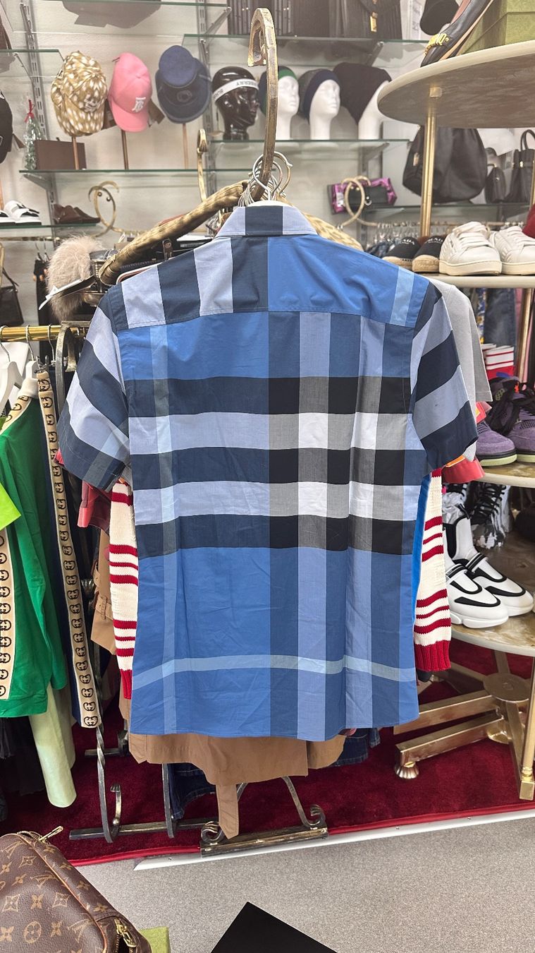 Burberry Camicette: Burberry Hemd NP 460.- – Nuovo e nell'imballaggio originale da Lachen SZ venduto da HelvetiaLuxury 1