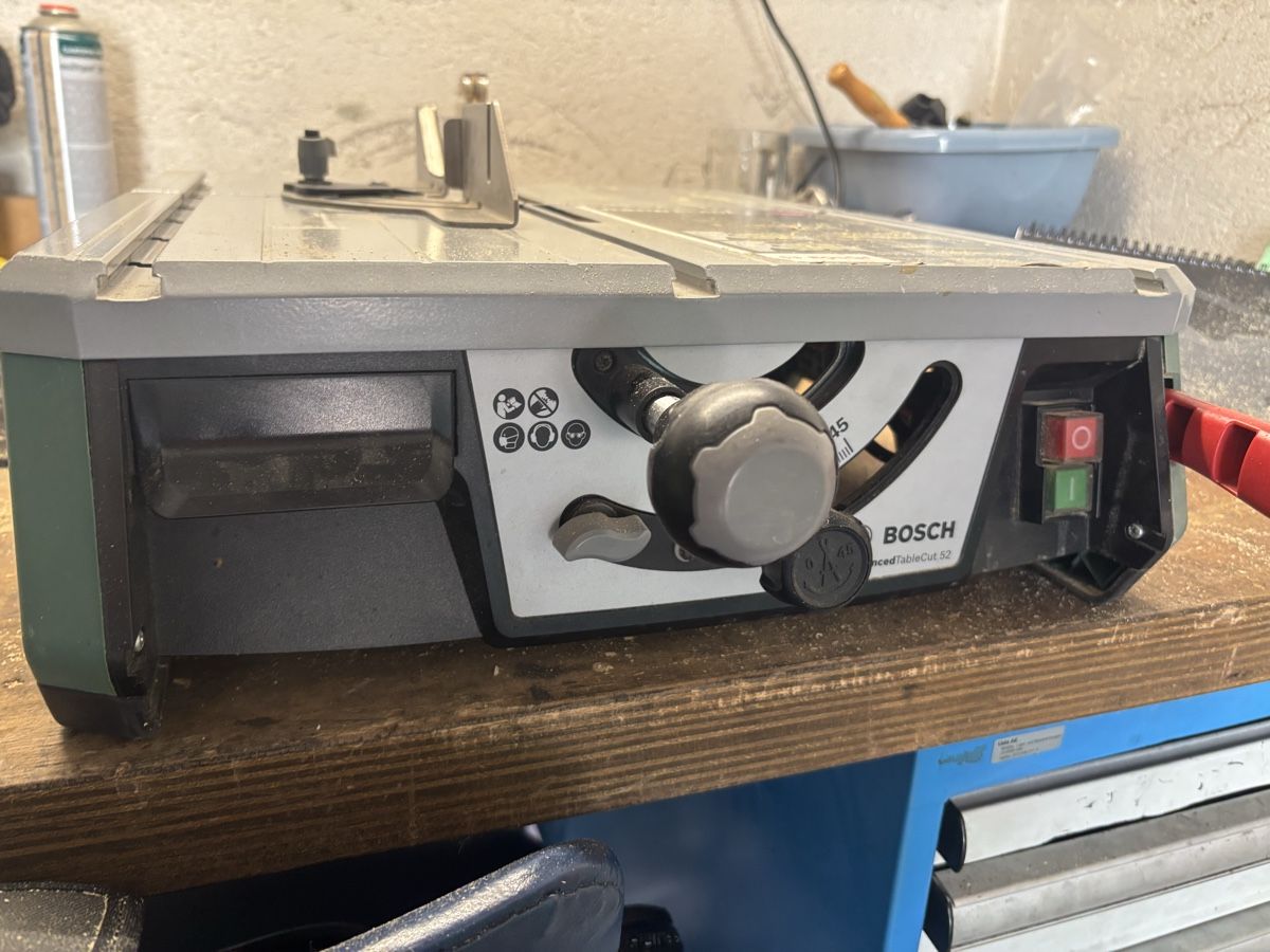 Bosch Scies: Bosch Advanced table Cut 52 – D'occasion à Zürich par memories204 1