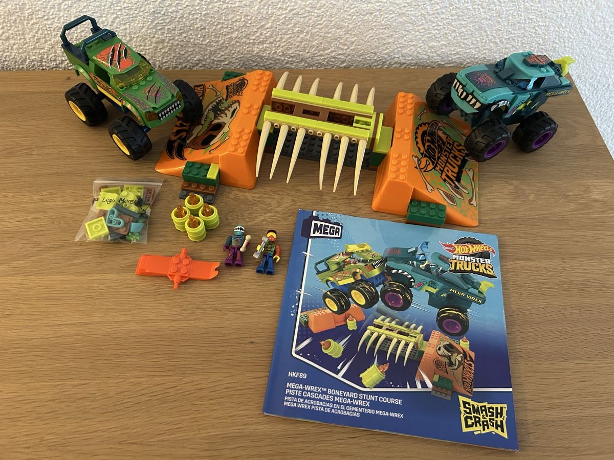 Mega Giocattoli: Mega Monster Trucks Mega-Wrex Knochen Crash Stuntbahn – Usato da Naters venduto da Gemschhtte