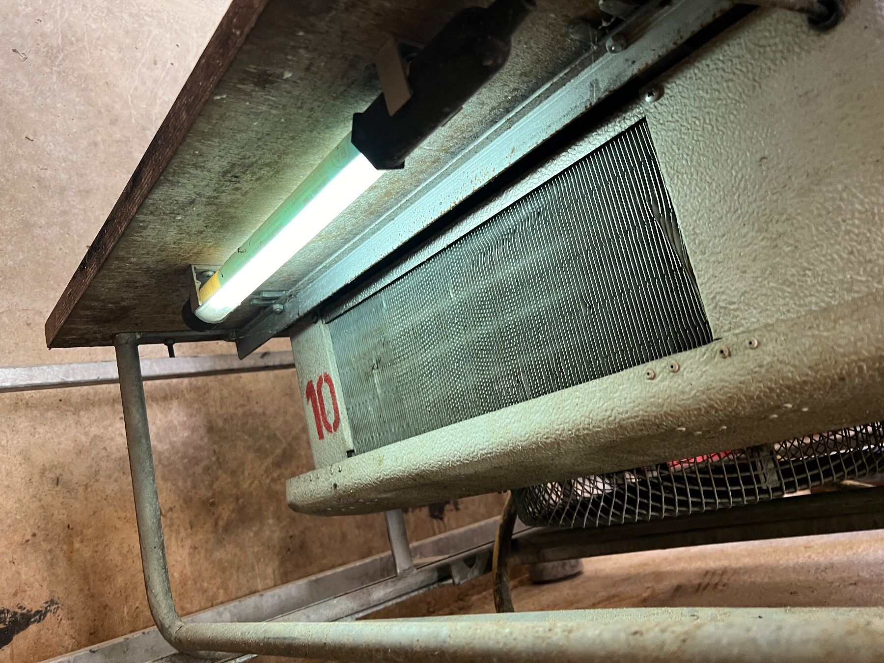 Condizionatori: Klimaanlage Deckenverdampfer – Usato da Winterberg ZH venduto da Eseeel 2
