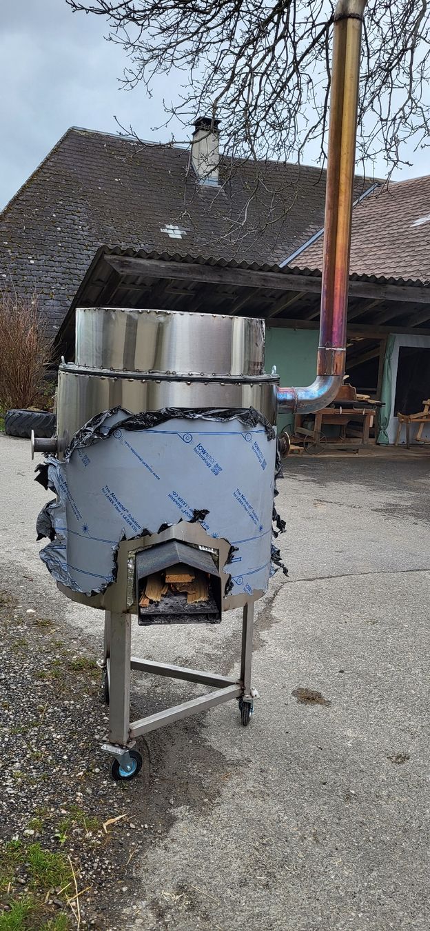 Camini: Pyrolyseofen Eigenbau  – Usato da Rüegsbach venduto da tinu-wyss 1