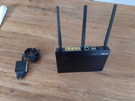 Asus RT-N66u, DarkNight WiFi Router ( 2 of 2 )