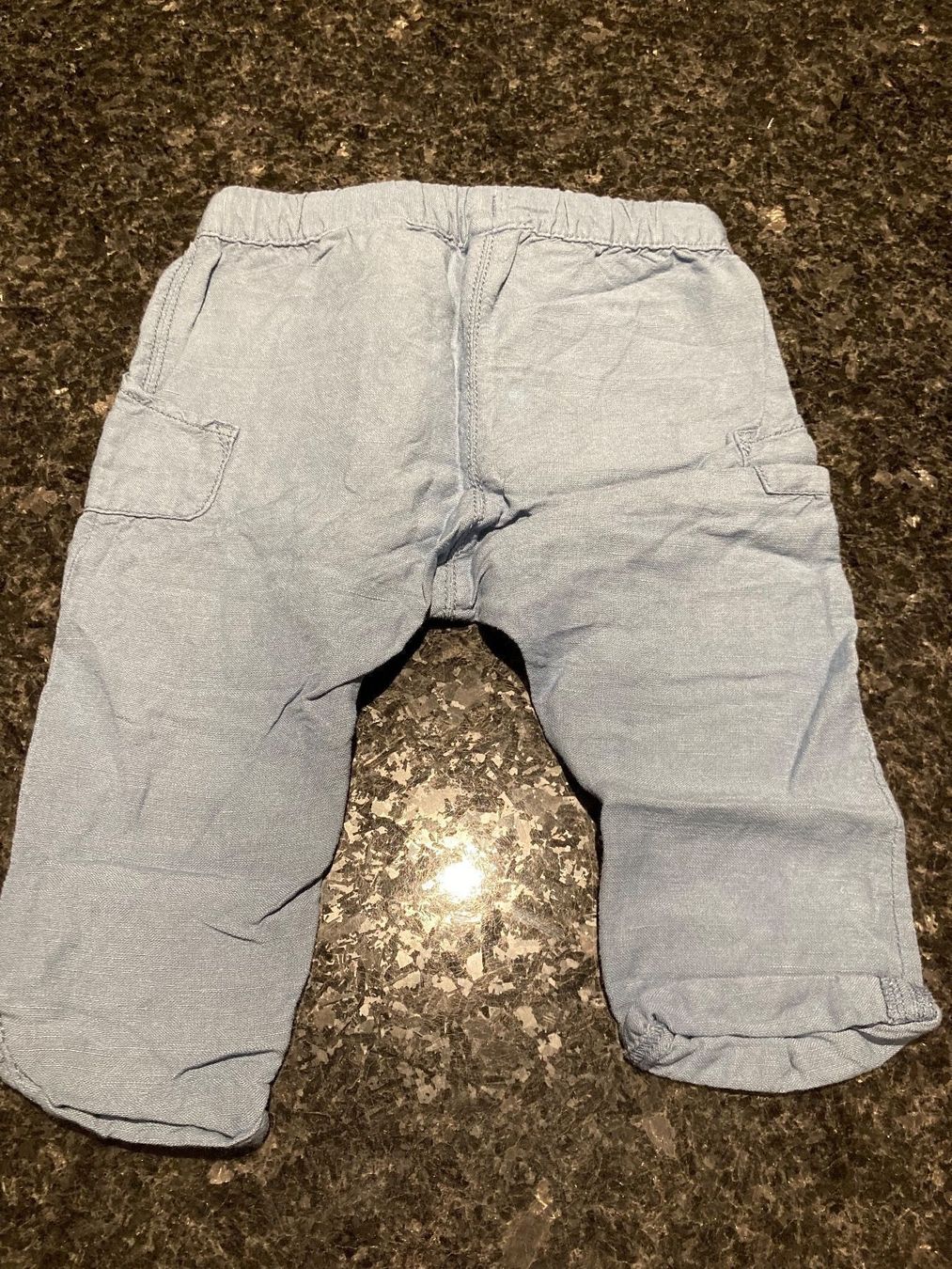 H&M Hosen: Hellblaue Sommerhose, H&M, 74, neuwertig – Gebraucht aus Küsnacht ZH von ToddyGinger