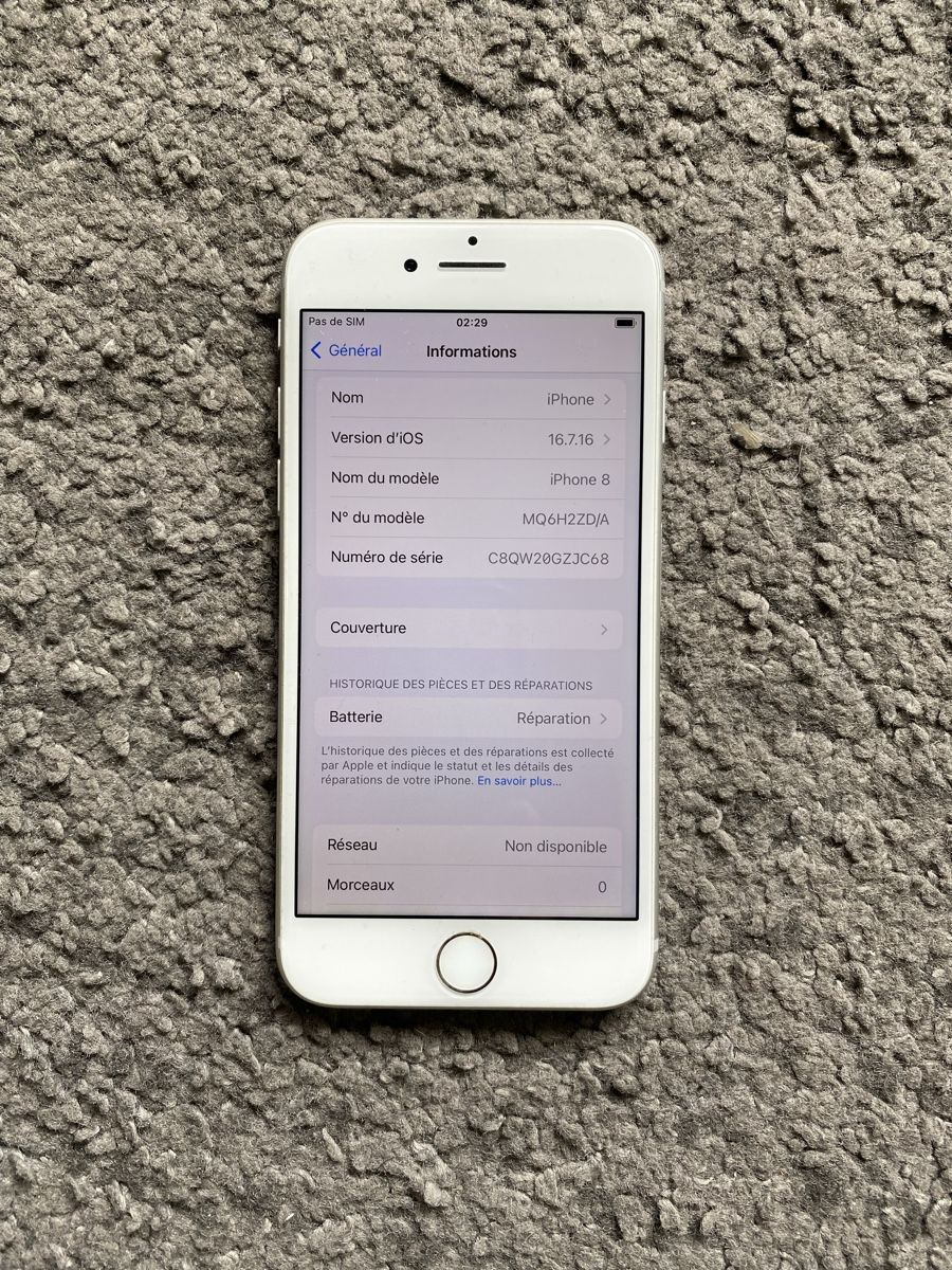 Apple Telefoni cellulari / Smartphones: iPhone 8 blanc 64Go impeccable N.14 – Nuovo (secondo la descrizione) da Genève venduto da eth_6qs6 2