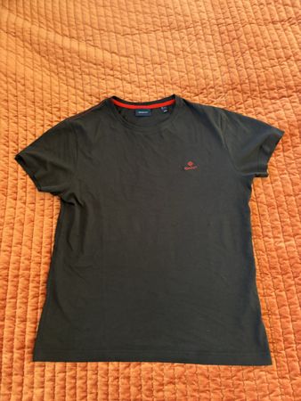 2 t-shirt Gant & Guess