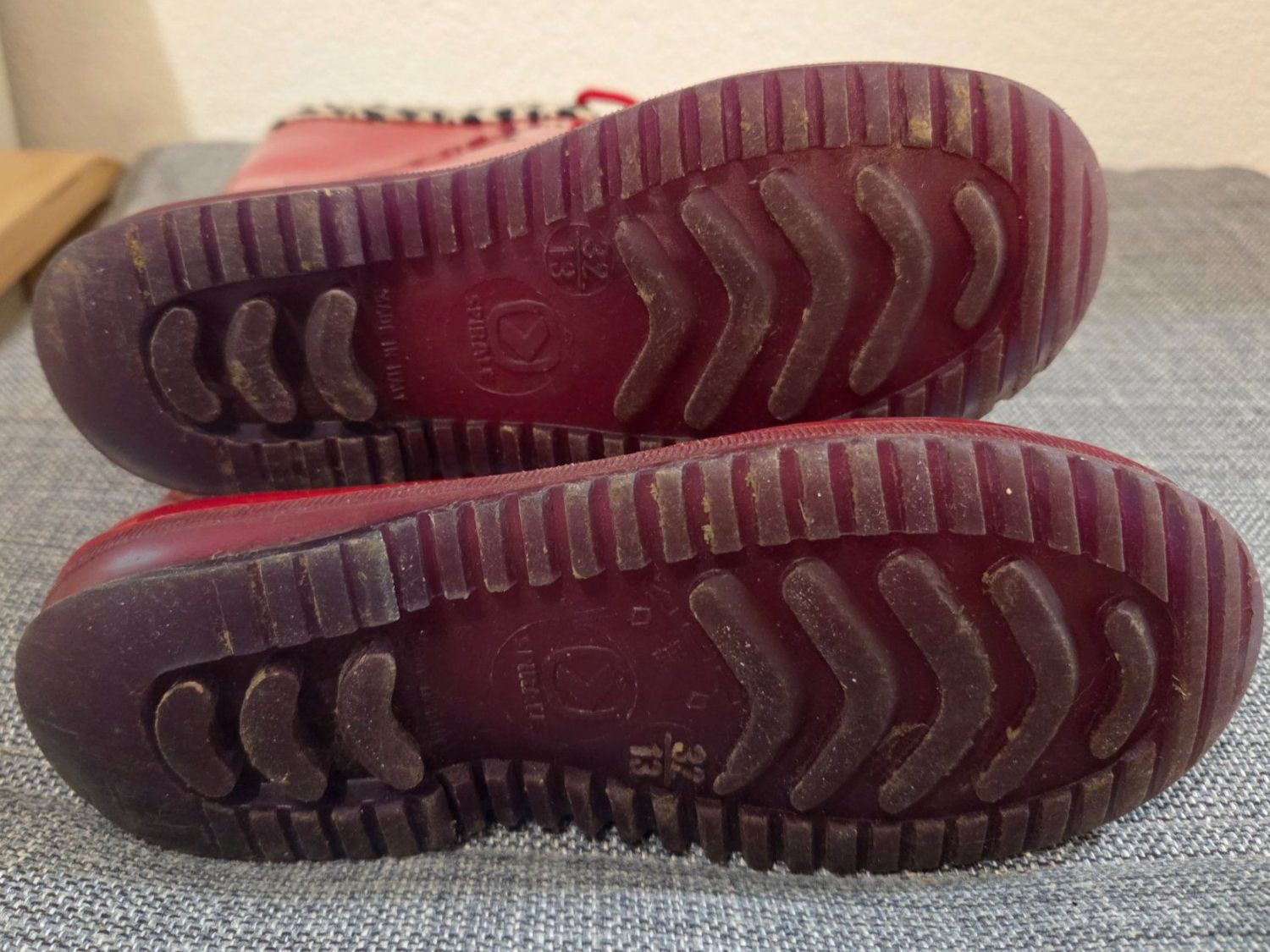Spirale Schuhe für Jungen: Kinder Gummistiefel 2 Paar Grösse 32 – Gebraucht aus Thun von el_gnom 6