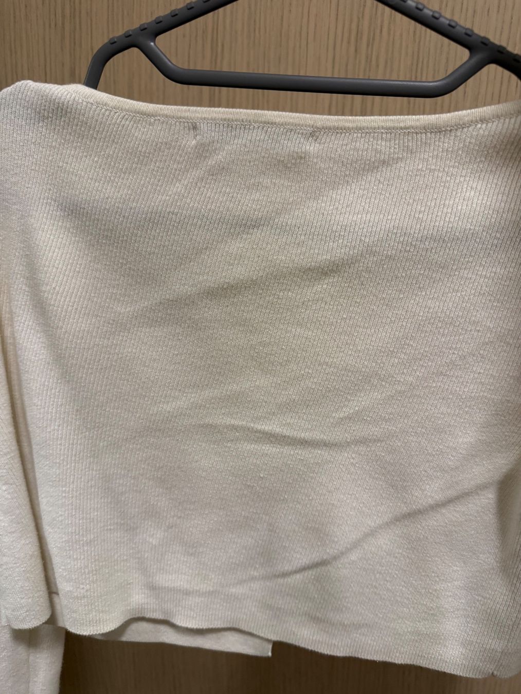 Top: Brandy cream Cropped Cardigan – Nuovo (secondo la descrizione) da Zürich venduto da dam_t7hk 8