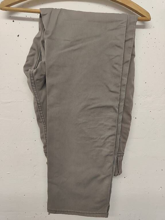 Levi's Jeans: Original Levi Strauss & Co. 511 Grösse 33 / 32 Grau – Gebraucht aus Wetzikon ZH von Matrixx7